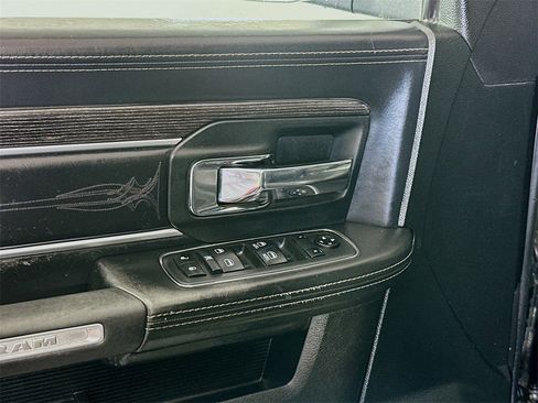 Used 2018 RAM 1500 Limited image 18