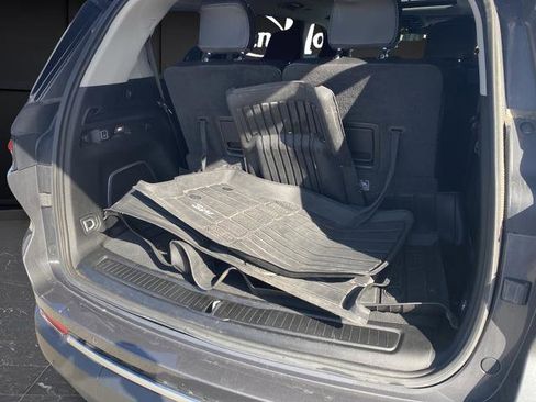 Used 2022 Jeep Grand Cherokee L Limited image 17