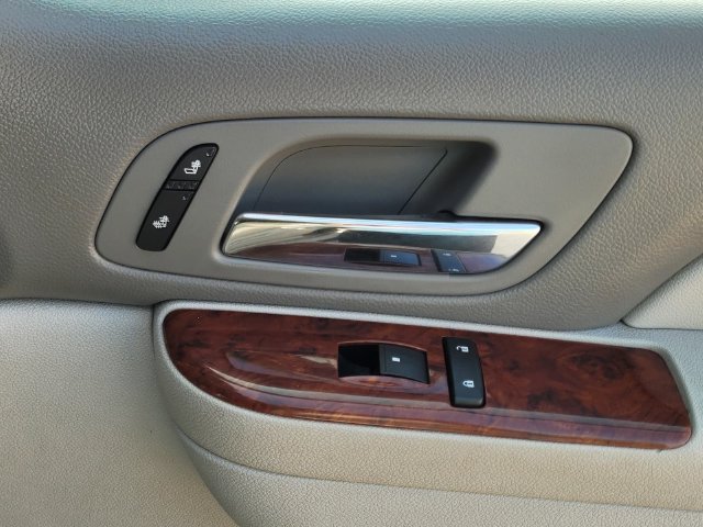 Used 2013 Chevrolet Tahoe LT w/ Texas Edition RWD image 12