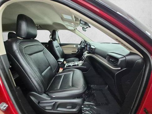 Used 2023 Ford Explorer XLT RWD image 23