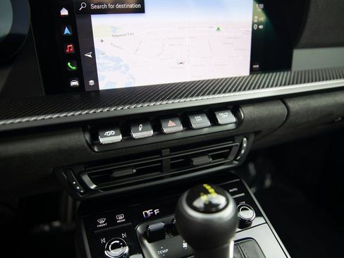 Certified 2024 Porsche 911 GT3 RS image 17