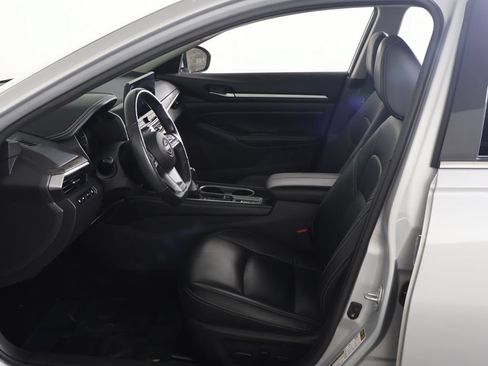 Used 2024 Nissan Altima 2.5 SL AWD/4WD image 27