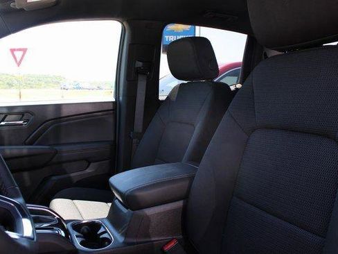 New 2026 GMC Canyon Elevation w/ Convenience Package image 8