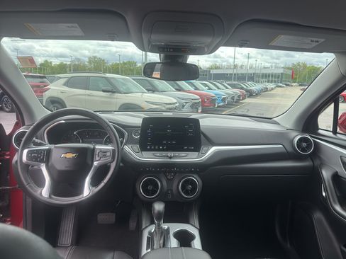 Used 2023 Chevrolet Blazer LT AWD/4WD image 28