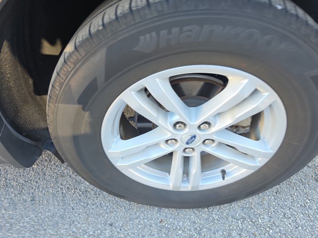Used 2023 Ford Explorer XLT RWD image 8