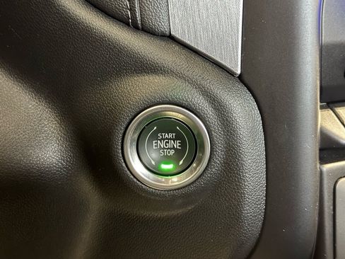 Used 2022 GMC Sierra 1500 Elevation image 24