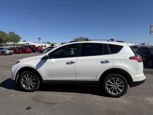 Used 2018 Toyota RAV4 Limited image 5