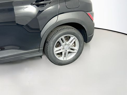Used 2023 Hyundai Kona SE AWD/4WD image 28