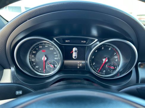 Used 2018 Mercedes-Benz CLA 250 image 11