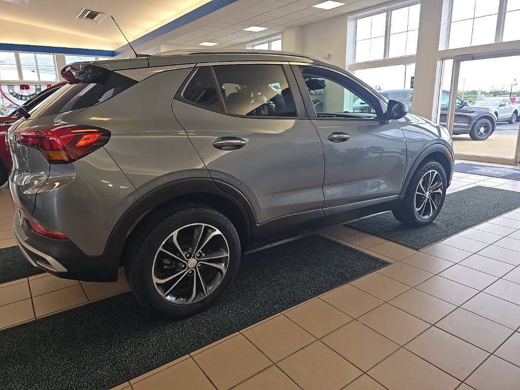 Used 2020 Buick Encore GX Select AWD/4WD image 7
