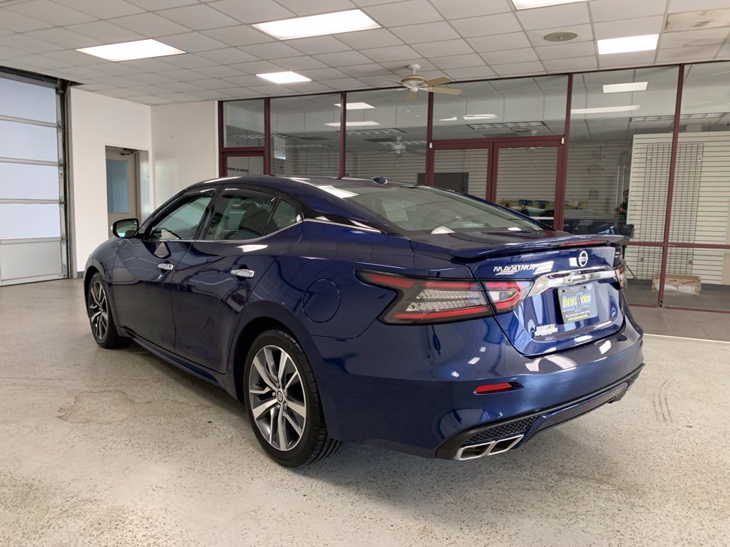 Used 2019 Nissan Maxima 3.5 SV w/ Floor Mat Group FWD image 4
