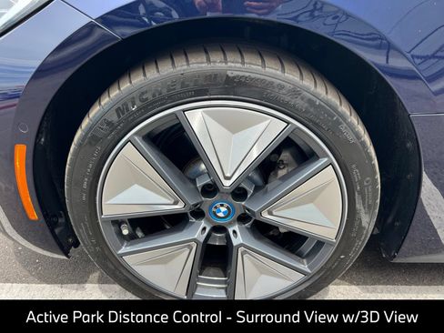 Used 2023 BMW i4 eDrive35 w/ Premium Package RWD image 16