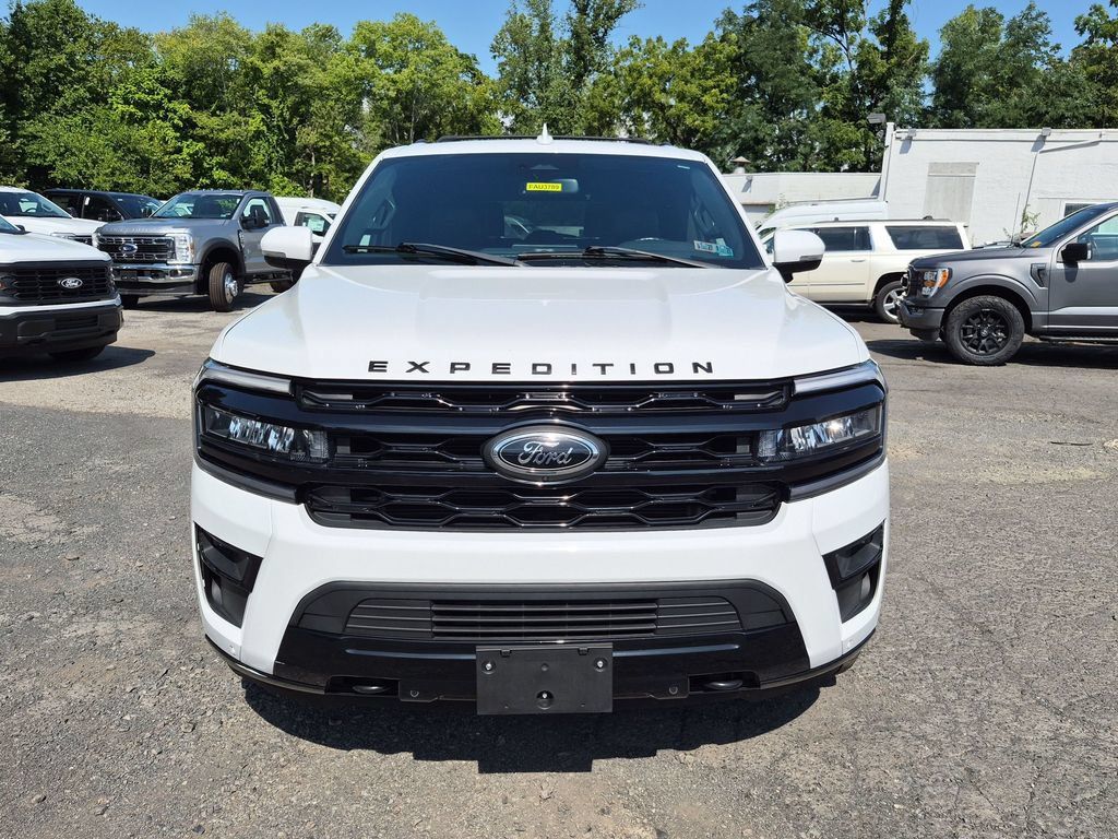 Certified 2023 Ford Expedition Max Limited AWD/4WD image 4
