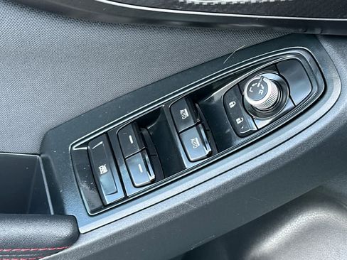 Used 2023 Subaru Crosstrek 2.0i Premium w/ Special Edition image 13