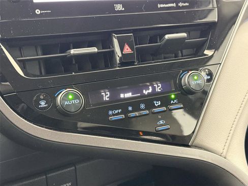 Certified 2022 Toyota Camry XLE image 24