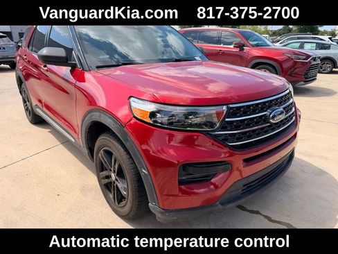 Used 2020 Ford Explorer XLT RWD image 5