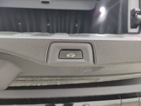 Used 2019 BMW X5 xDrive40i w/ Convenience Package image 12