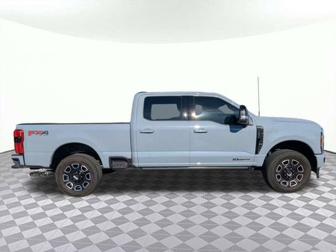Used 2026 Ford F250 Platinum AWD/4WD image 2