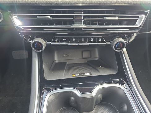 New 2026 Chevrolet Traverse RS image 20