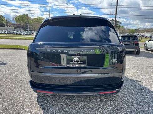 Used 2023 Land Rover Range Rover SE image 5