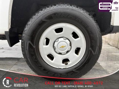 Used 2020 Chevrolet Colorado W/T image 9