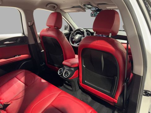 Used 2020 Alfa Romeo Stelvio w/ Nero Edizione image 33