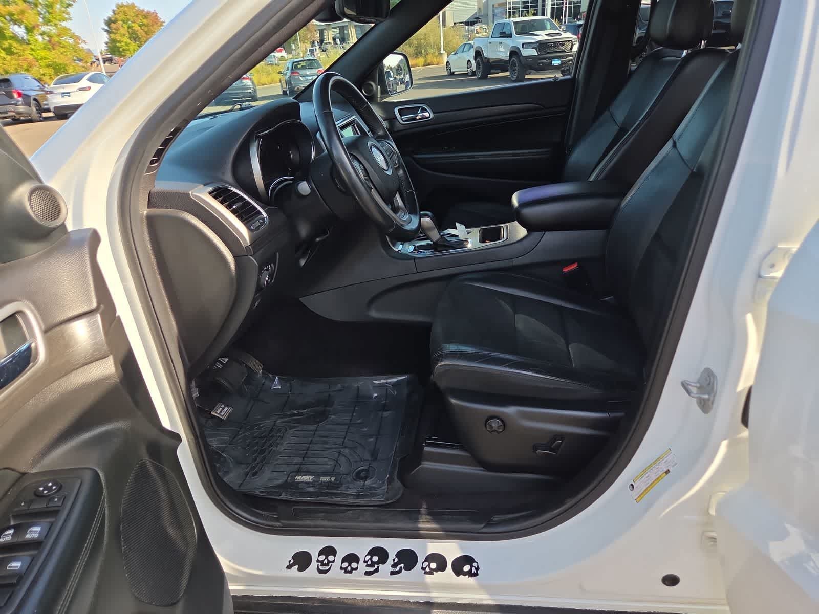 Used 2018 Jeep Grand Cherokee Altitude AWD/4WD image 19