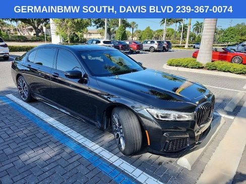 Used 2021 BMW 750i xDrive w/ Executive Package AWD/4WD image 8