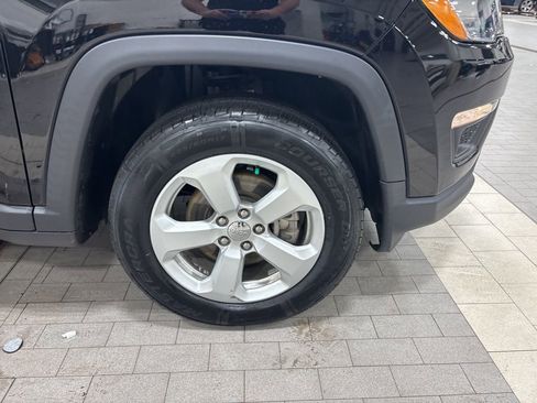 Used 2020 Jeep Compass Latitude w/ Cold Weather Group image 20