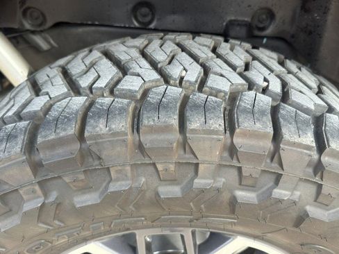 Used 2024 Jeep Wrangler Unlimited Sahara w/ Safety Group image 14