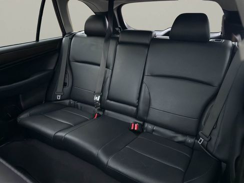 Used 2016 Subaru Outback 2.5i Limited image 14