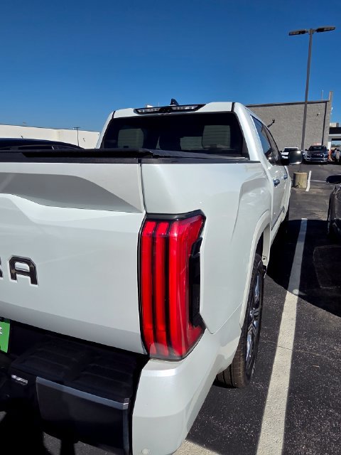 Used 2023 Toyota Tundra Capstone AWD/4WD image 6