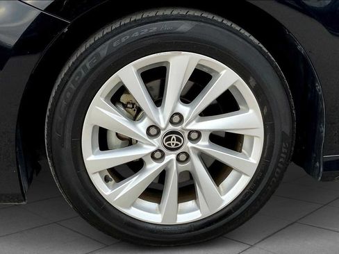 Used 2024 Toyota Camry LE FWD image 11