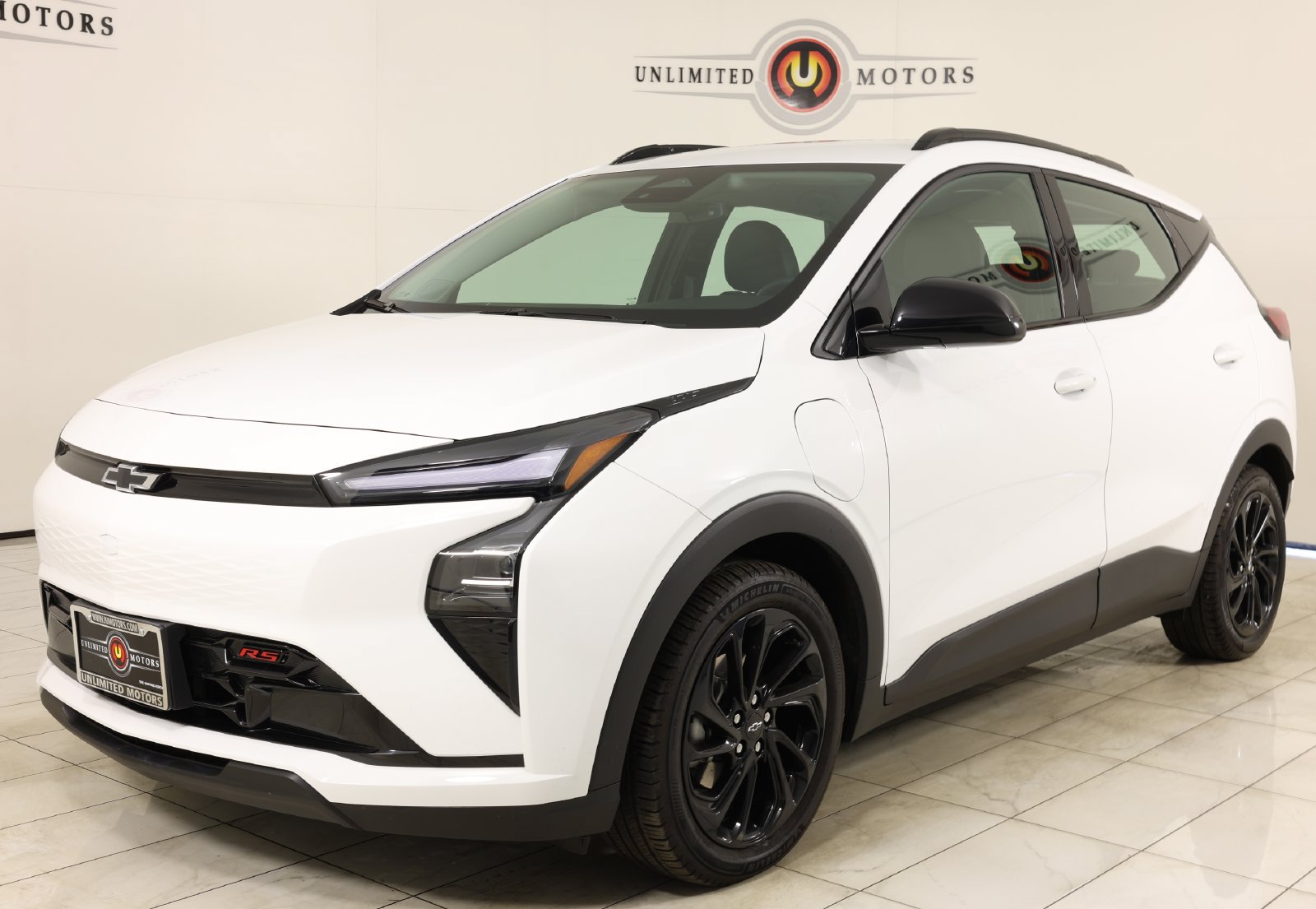 Used 2027 Chevrolet Bolt RS FWD image 5