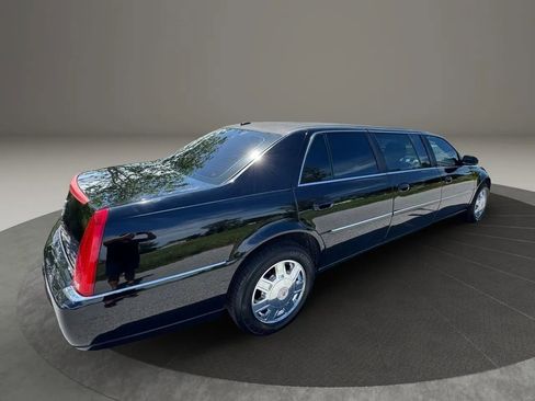 Used 2007 Cadillac DTS FWD image 5