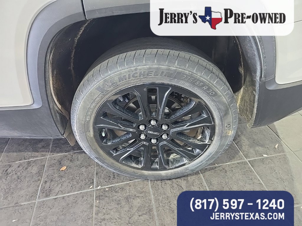 Used 2022 GMC Acadia SLE w/ Driver Convenience Package FWD image 8