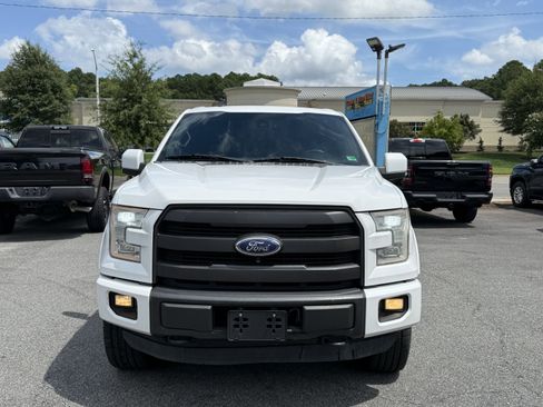 Used 2015 Ford F150 Lariat w/ Equipment Group 502A Luxury image 3