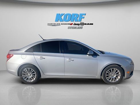 Used 2014 Chevrolet Cruze Eco image 4