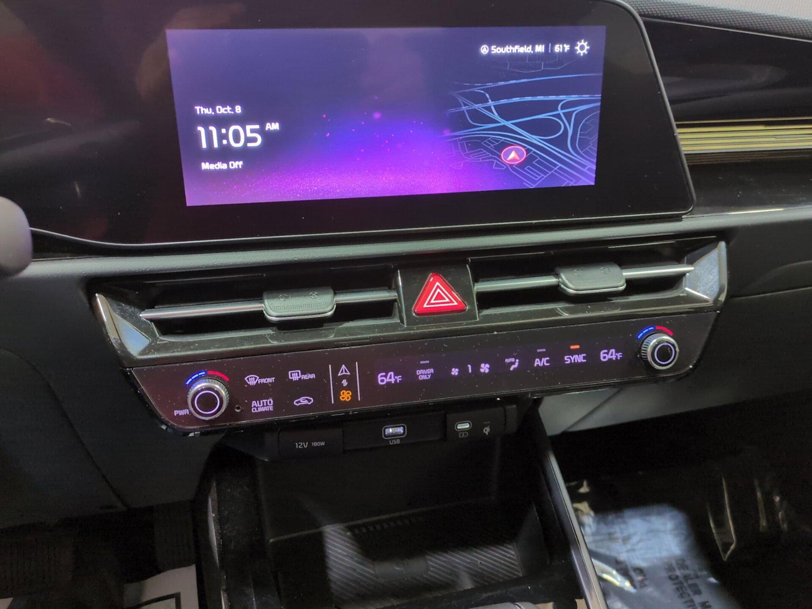 Certified 2024 Kia Niro EX FWD image 23