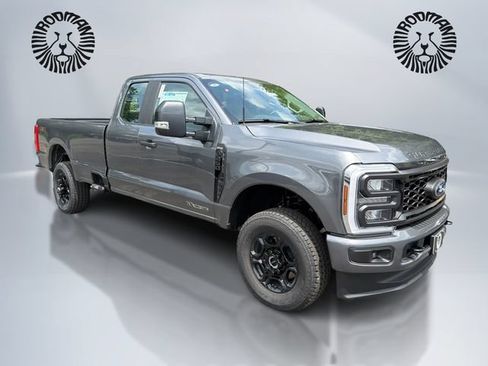 New 2026 Ford F250 XL w/ STX Appearance Package AWD/4WD image 3