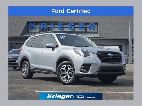 Used 2022 Subaru Forester Premium AWD/4WD image 1