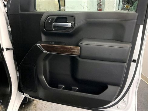 Used 2021 GMC Sierra 1500 Elevation image 12