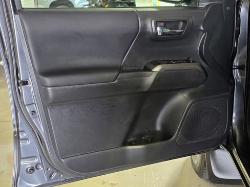 Used 2023 Toyota Tacoma TRD Sport w/ Black Out Package (TMS) AWD/4WD image 21