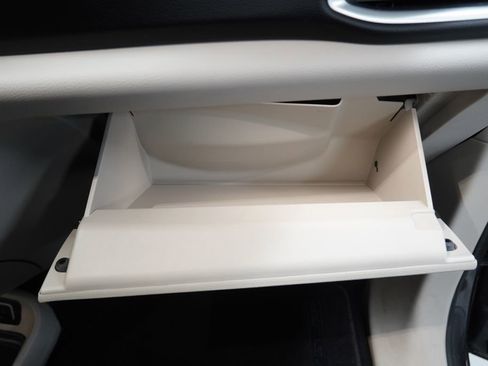 Used 2017 Chrysler Pacifica Touring-L Plus image 30