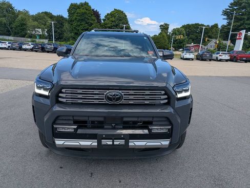Used 2026 Toyota 4Runner Limited AWD/4WD image 9