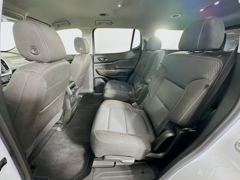 Used 2023 GMC Acadia SLE w/ Driver Convenience Package image 28