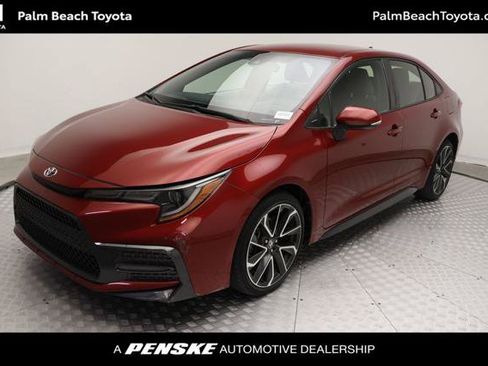 Certified 2022 Toyota Corolla SE FWD image 1