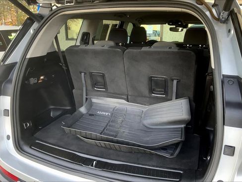 Used 2021 Jeep Grand Cherokee L Laredo w/ Luxury Tech Group I image 31