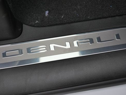 New 2026 GMC Sierra 3500 Denali w/ Denali Reserve Package AWD/4WD image 26