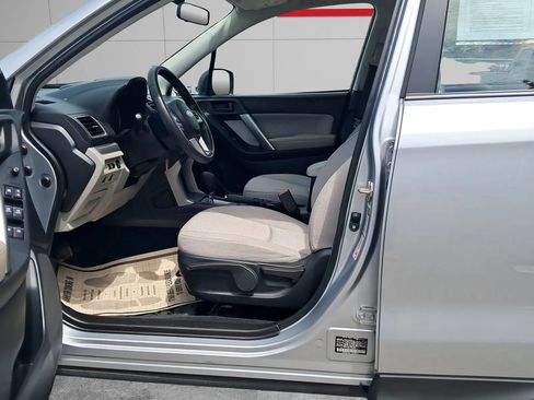 Used 2018 Subaru Forester 2.5i w/ Alloy Wheel Package AWD/4WD image 12